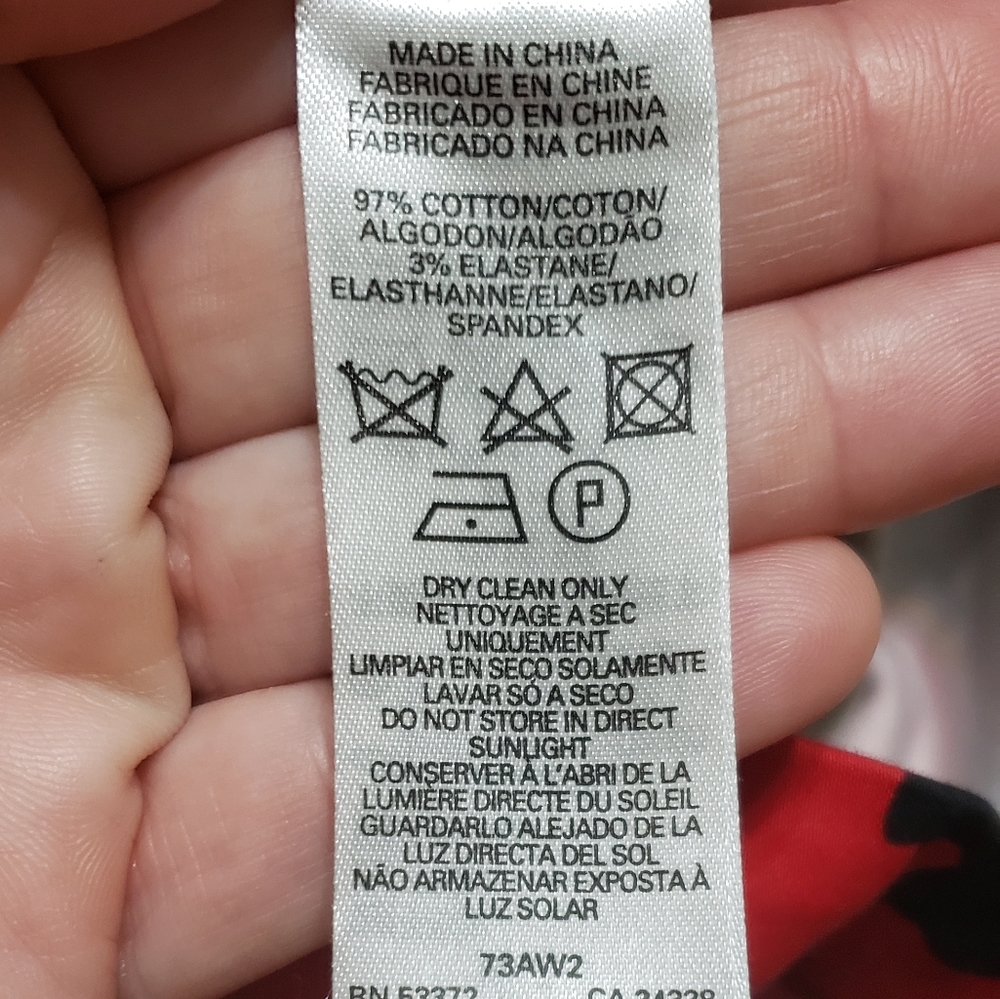 French Connection Vivid Fall Leaf Foliage Darted … - image 5